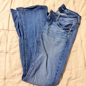 American Eagle Outfitters Women's Straight Leg Jeans - Light Blue